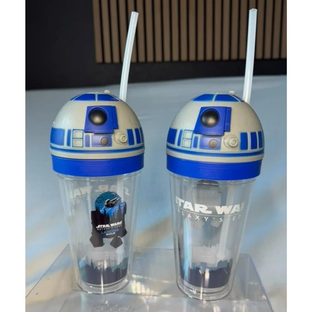 Star Wars Galaxy's Edge Landing 2019 R2-D2 Droid Tumbler Cup (Set of 2)